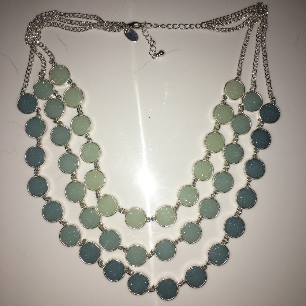 LAYERED BLUE PASTEL NECKLACE